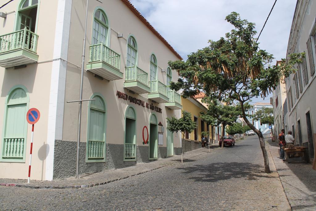 Appartamento Djarfogo House São Filipe Esterno foto